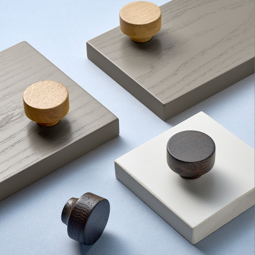 Cabinet Knob Row - 40mm - Dark Stained Oak